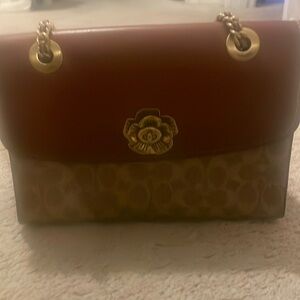 Coach shoulder/cross body signature Parker 30585